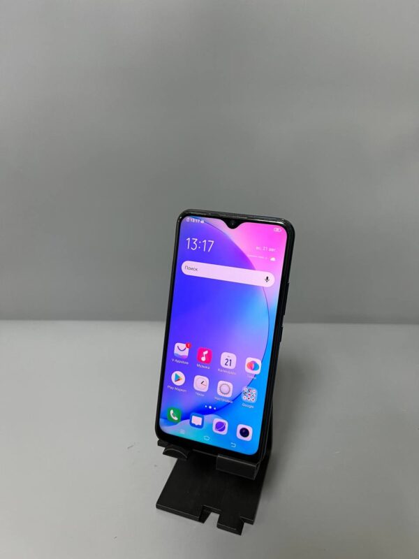 Мобильный телефон VIVO 1902 4/64gb